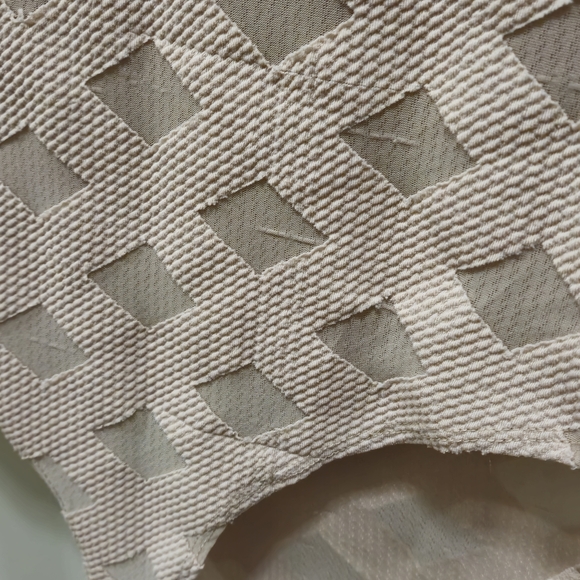 FASHIONNOVA Long Sleeve beige checkered bodysuit - Picture 11 of 12